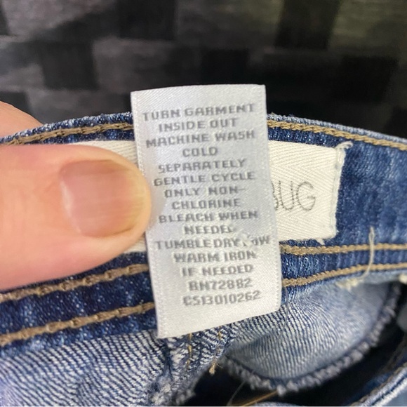 Fashion Bug Size 20 Blue Denim Distressed Mini Skirt Raw Hem Light Wash - Picture 5 of 5